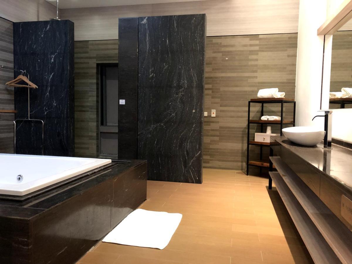 H Villa Inn Tainan Eksteriør billede